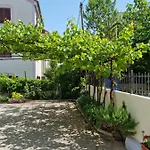 Zoretic 아파트 *