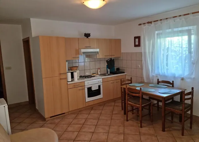 Zoretic Apartament *